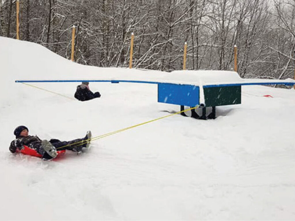 wyciag narciarski Partecznik karuzela śnieżna stok na sanki
